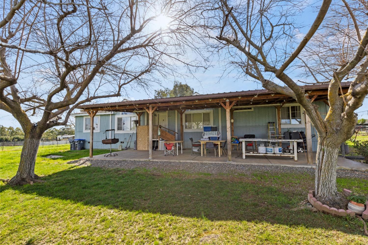 East Avenue, Corning, California image 3