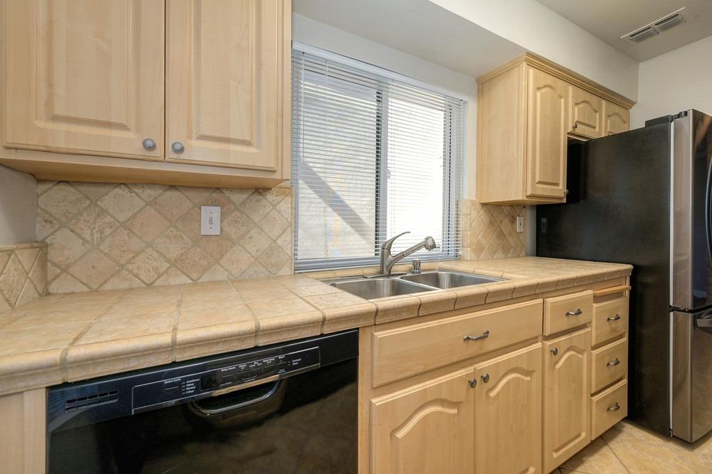 Baywater Lane, Rancho Cordova, California image 11