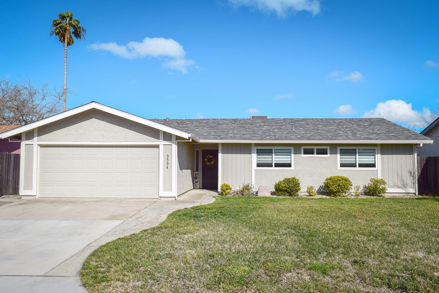 Detail Gallery Image 1 of 25 For 3594 Scotland Dr, Antelope,  CA 95843 - 3 Beds | 2 Baths