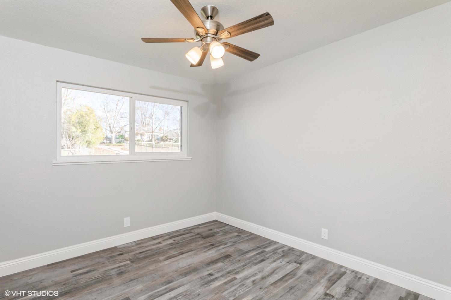 Detail Gallery Image 11 of 15 For 6741 Main Ave, Orangevale,  CA 95662 - 3 Beds | 1/1 Baths