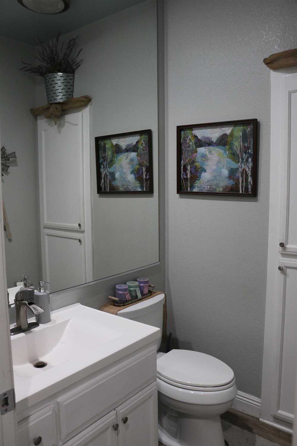 Detail Gallery Image 4 of 28 For 5720 Shaver Ct, Stockton,  CA 95219 - 4 Beds | 2/1 Baths