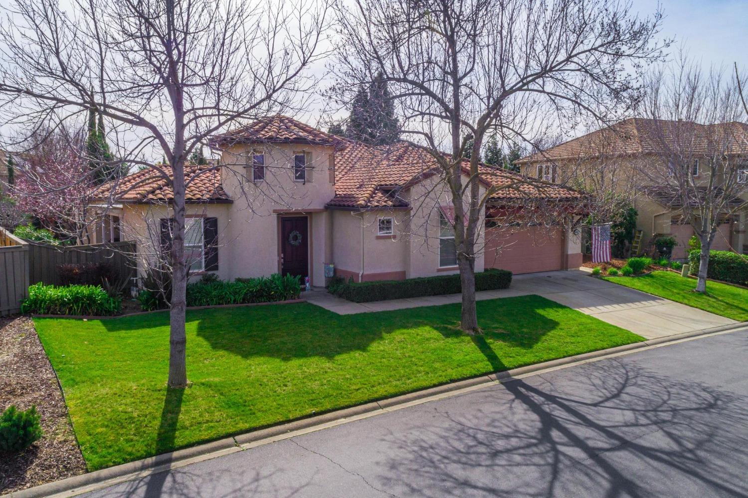 Photo of 3825 Northcliff Ln in Roseville, CA