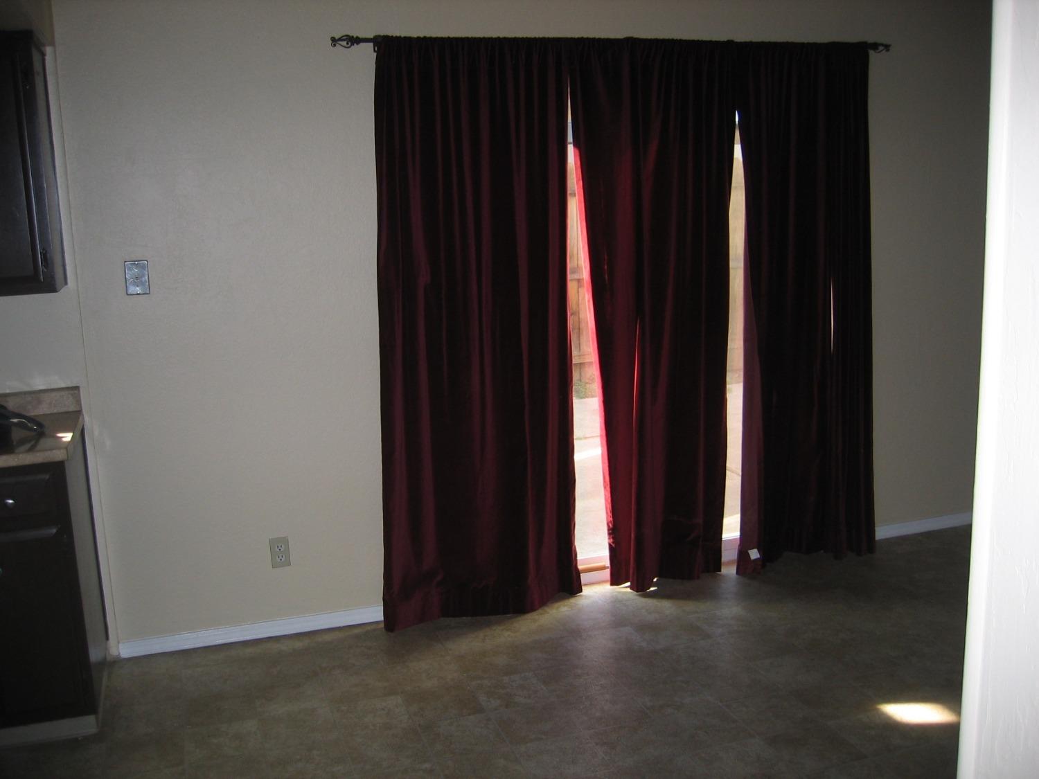 Detail Gallery Image 5 of 15 For 1825 Douglas Rd #10,  Stockton,  CA 95207 - 3 Beds | 1/1 Baths