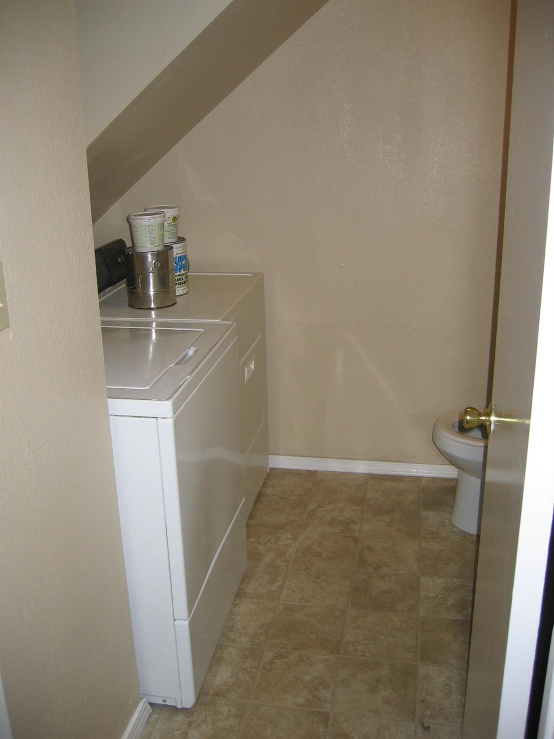 Detail Gallery Image 11 of 15 For 1825 Douglas Rd #10,  Stockton,  CA 95207 - 3 Beds | 1/1 Baths