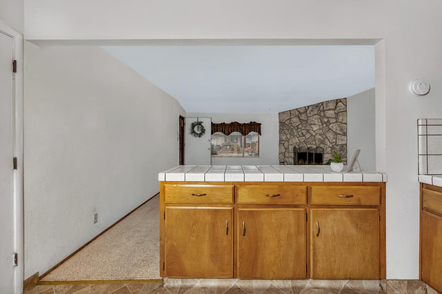 Detail Gallery Image 8 of 29 For 726 Arizona Ave, Los Banos,  CA 93635 - 3 Beds | 2 Baths