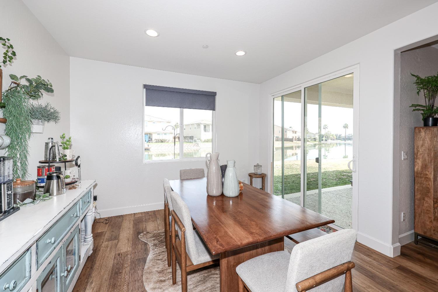 Detail Gallery Image 12 of 46 For 14695 Spanish Bay Way, Chowchilla,  CA 93610 - 3 Beds | 2 Baths