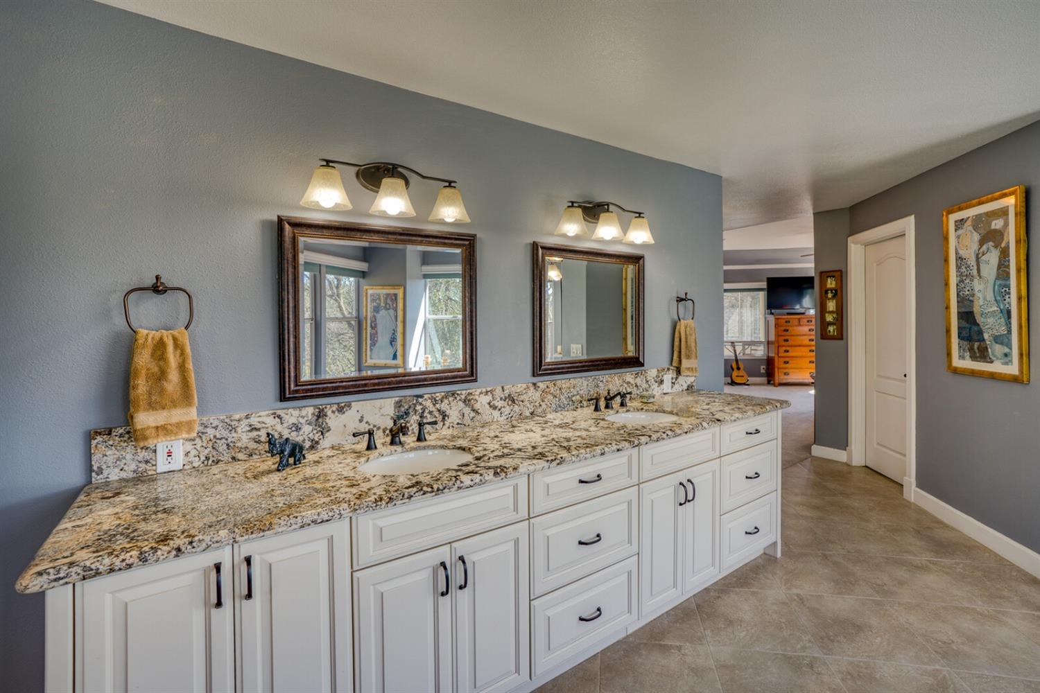 Detail Gallery Image 24 of 54 For 14753 Guadalupe Dr, Rancho Murieta,  CA 95683 - 4 Beds | 2/1 Baths