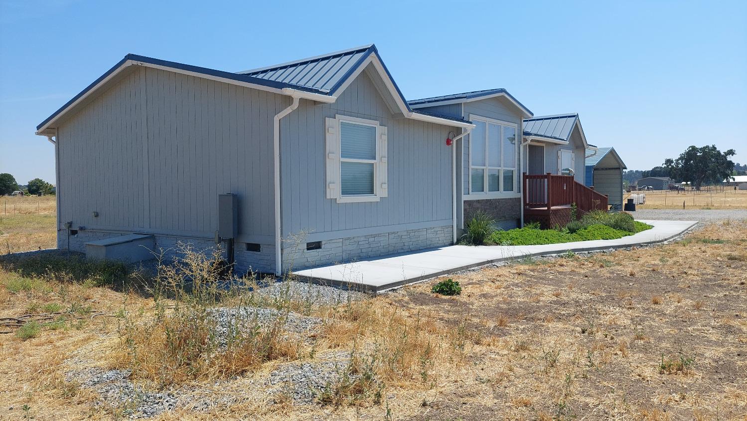Detail Gallery Image 11 of 61 For 4250 Osborn Rd, Flournoy,  CA 96029 - 3 Beds | 2 Baths