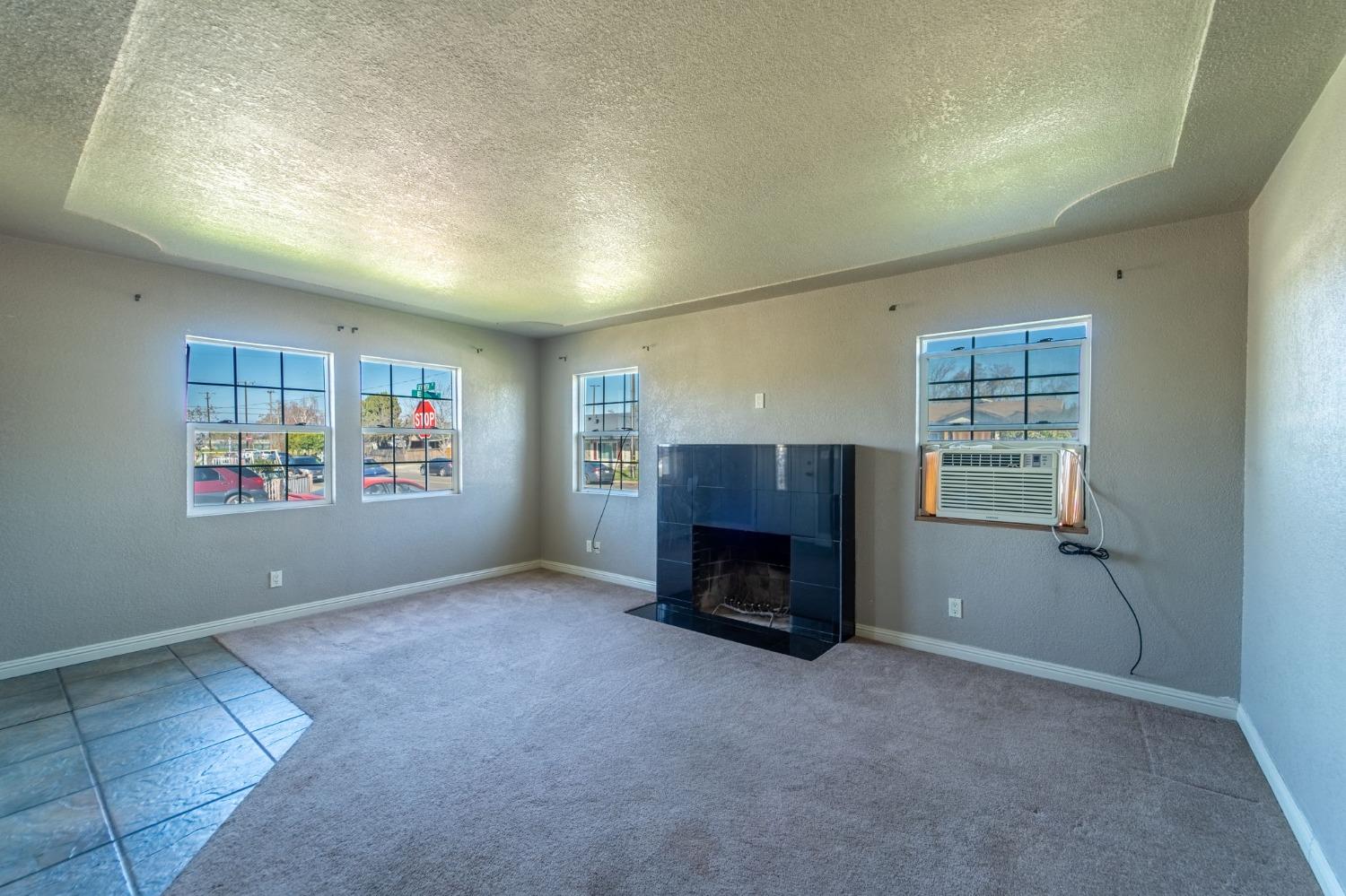 Detail Gallery Image 8 of 23 For 1750 E St, Livingston,  CA 95334 - 2 Beds | 1 Baths