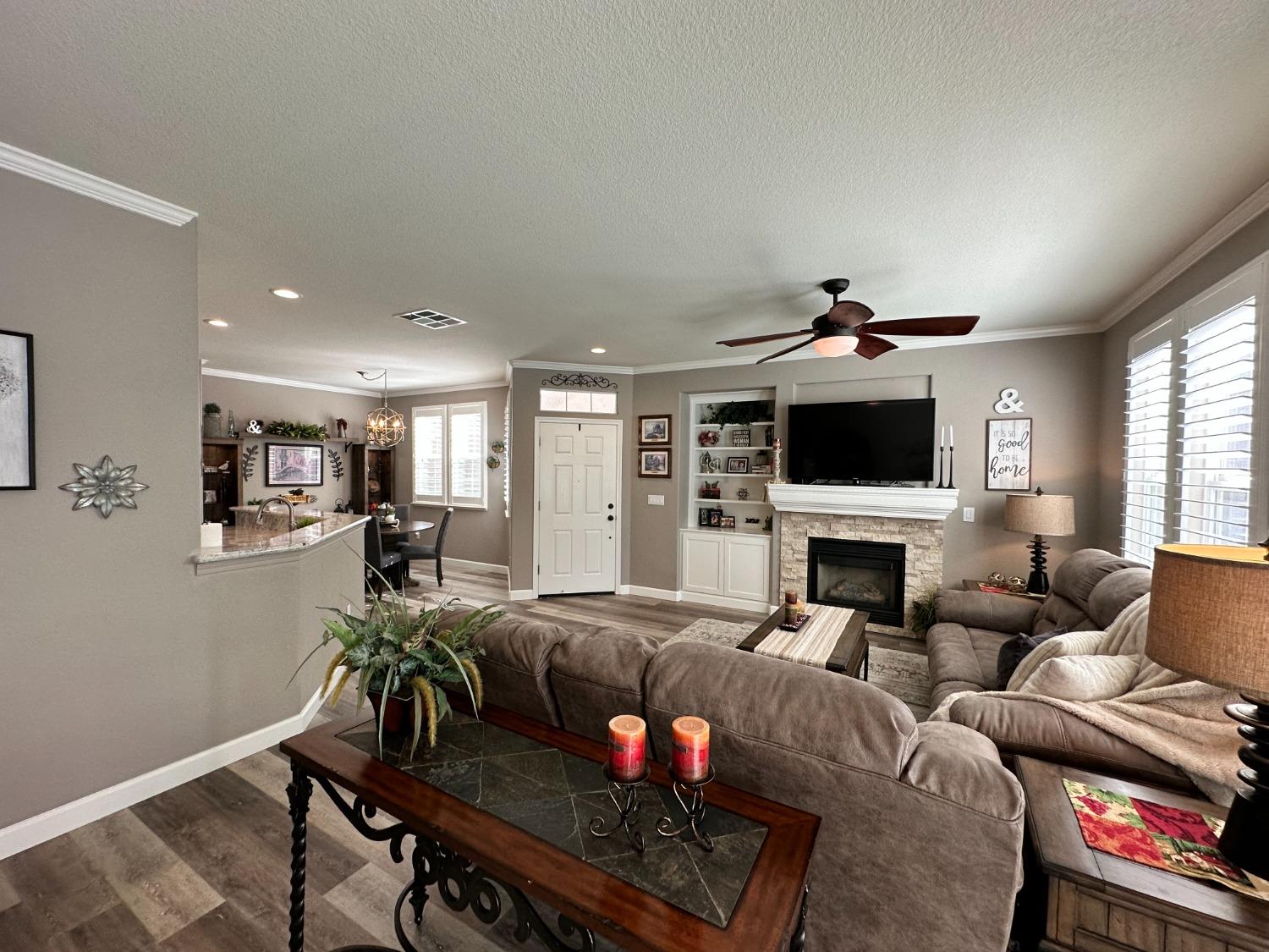 Detail Gallery Image 7 of 41 For 1032 Boardwalk Way #106,  Rocklin,  CA 95765 - 2 Beds | 2/1 Baths