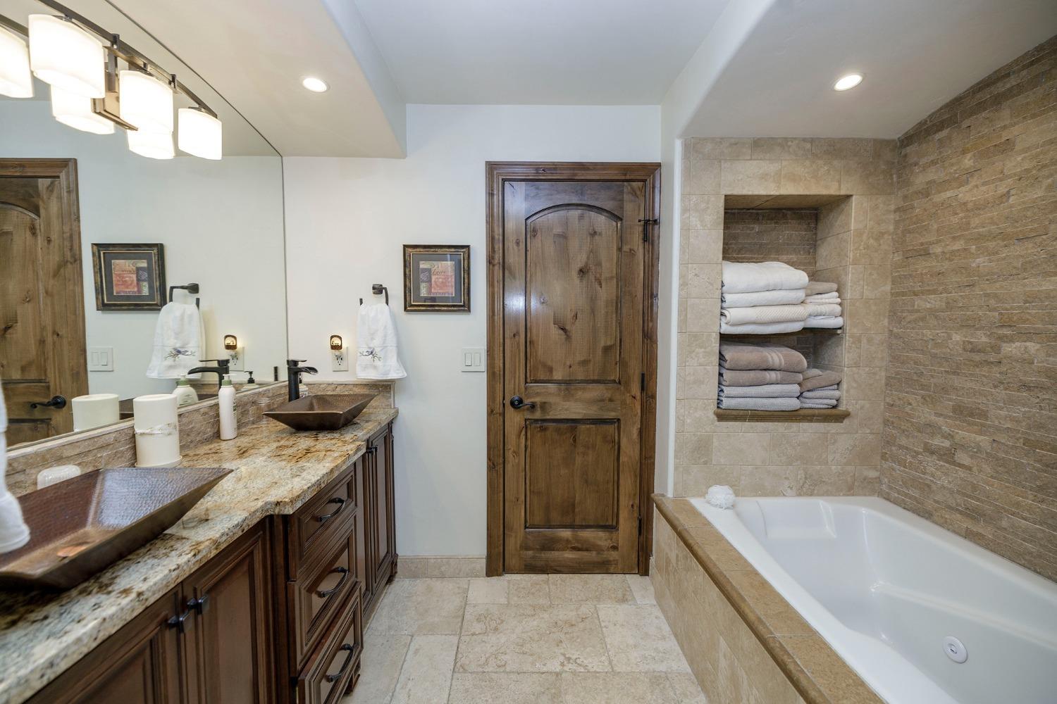 Detail Gallery Image 30 of 65 For 10109 Del Almendra Dr, Oakdale,  CA 95361 - 3 Beds | 2/1 Baths
