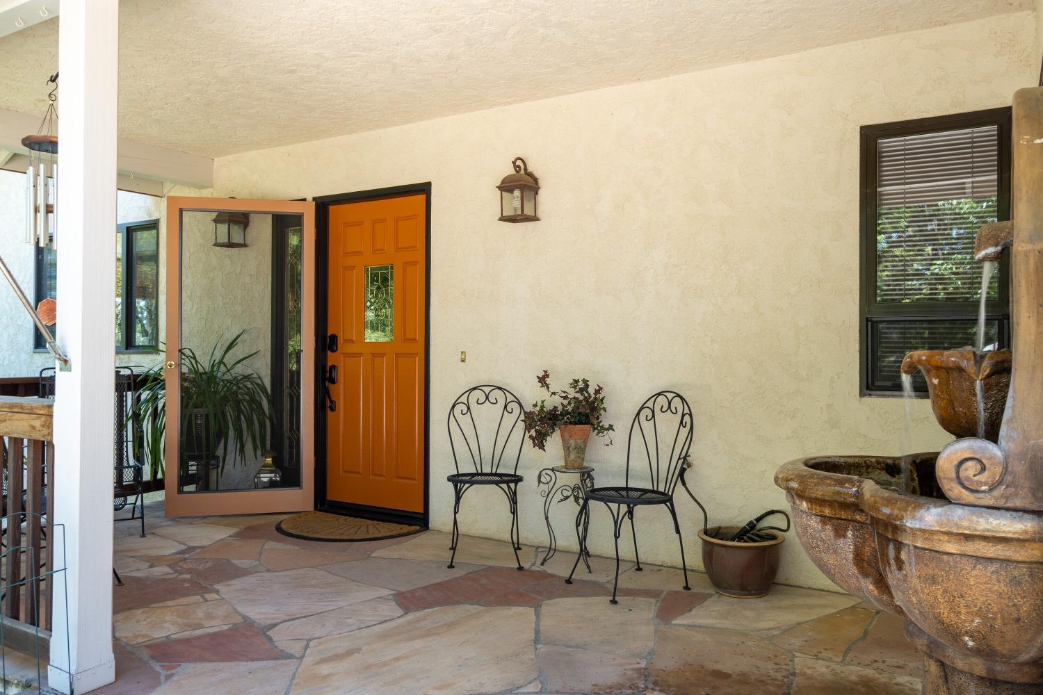 Detail Gallery Image 8 of 42 For 21130 Vista Amorosa Ct, Pine Grove,  CA 95665 - 4 Beds | 2/1 Baths