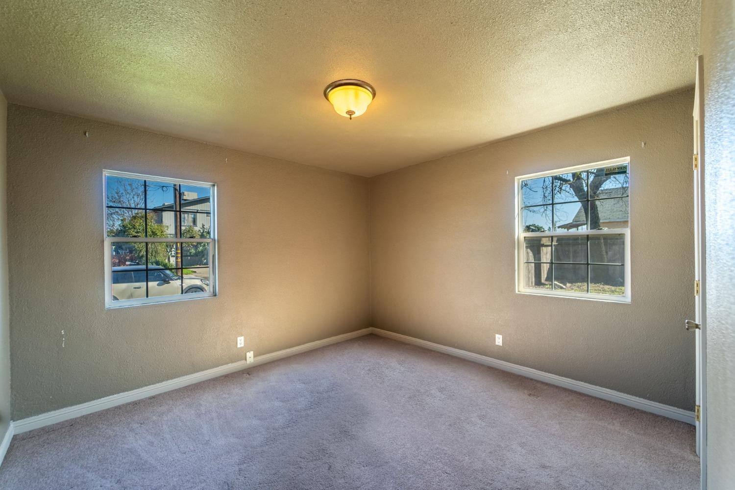 Detail Gallery Image 15 of 23 For 1750 E St, Livingston,  CA 95334 - 2 Beds | 1 Baths