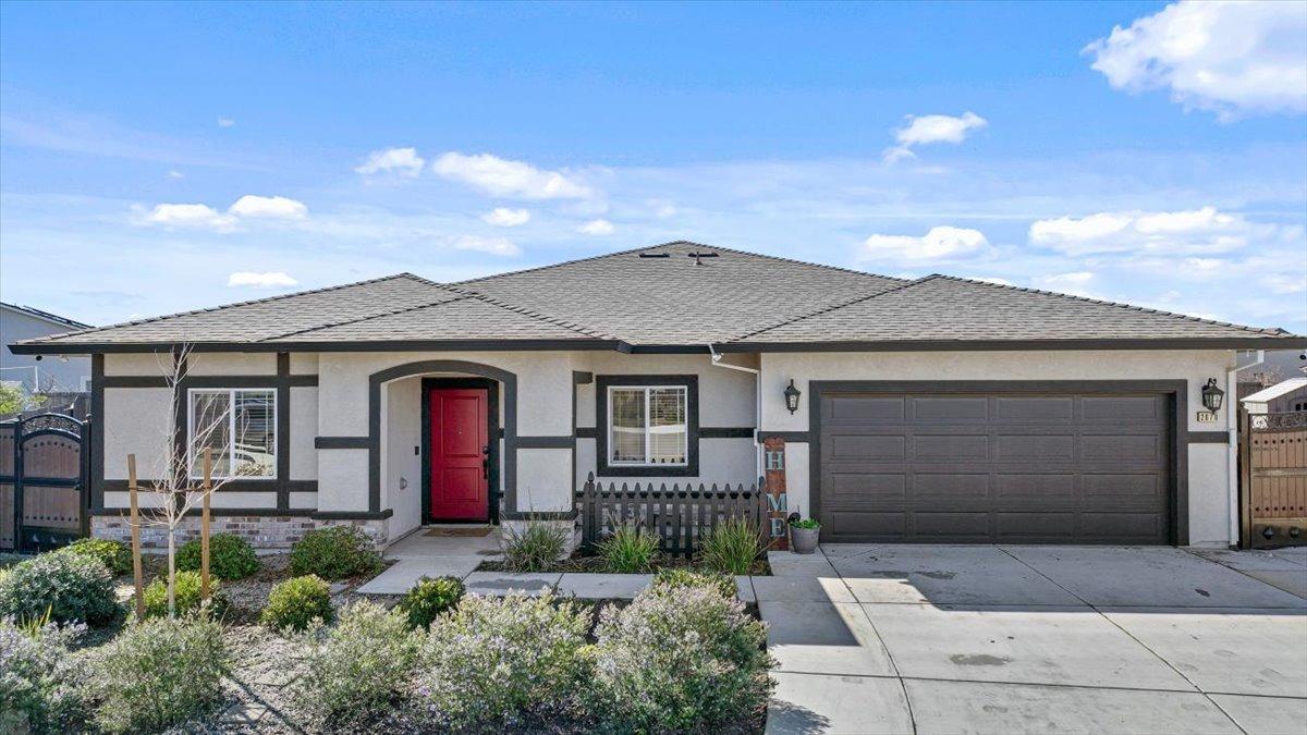 Detail Gallery Image 5 of 49 For 2670 Cleveland Pl, Manteca,  CA 95337 - 4 Beds | 2 Baths