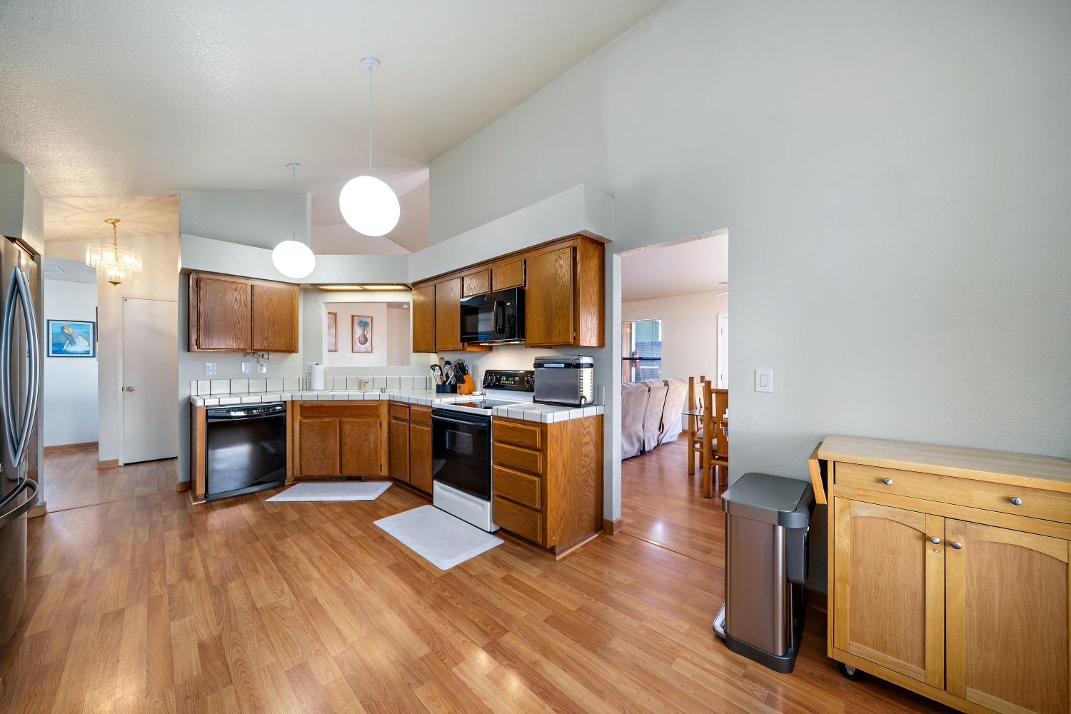 Rockford, Antioch, California image 8
