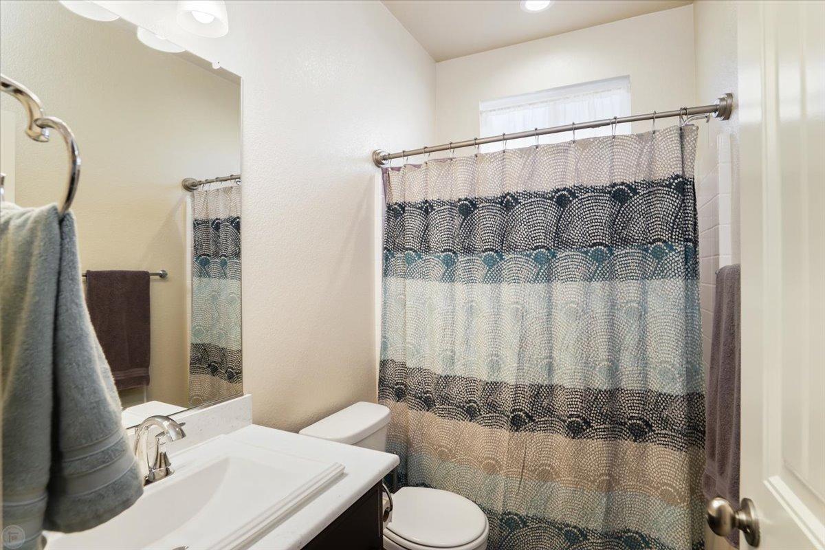 Detail Gallery Image 7 of 38 For 2942 Trail Ridge Way, Oakdale,  CA 95361 - 4 Beds | 2 Baths