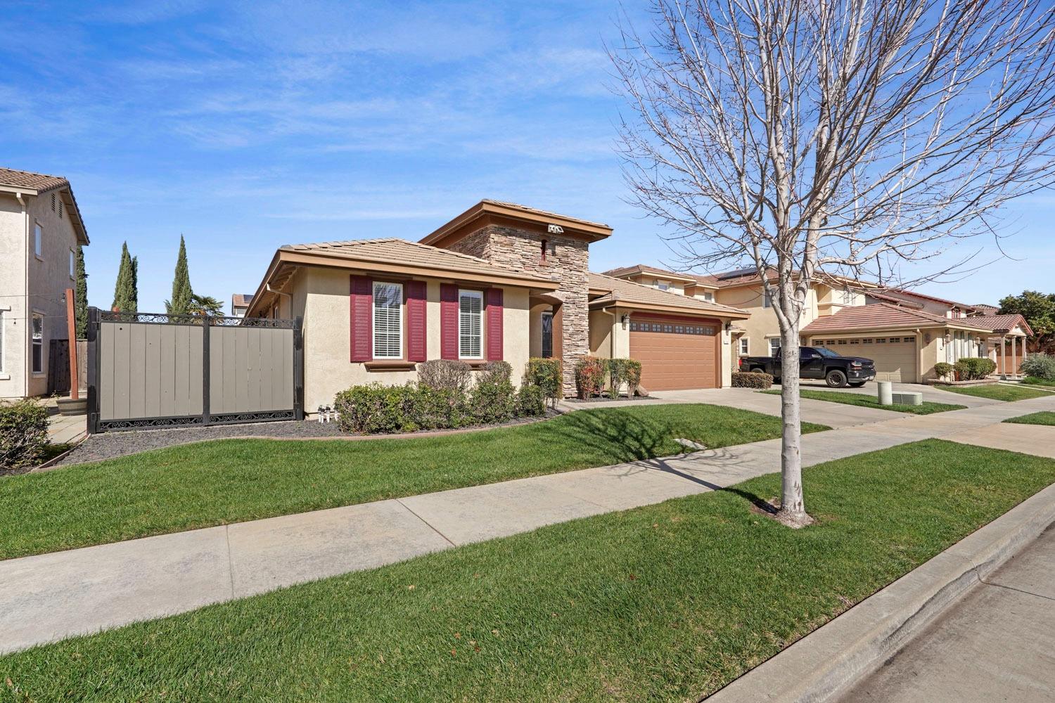 Red Barn Place, Lathrop, California image 3