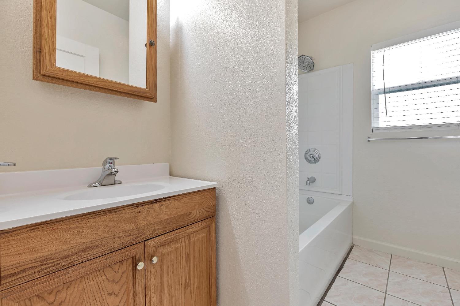 Detail Gallery Image 23 of 30 For 1843 E Lafayette, Stockton,  CA 95205 - 2 Beds | 1 Baths
