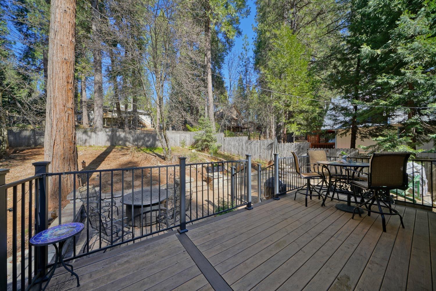 Detail Gallery Image 14 of 25 For 6175 Salmon Way, Pollock Pines,  CA 95726 - 3 Beds | 2 Baths