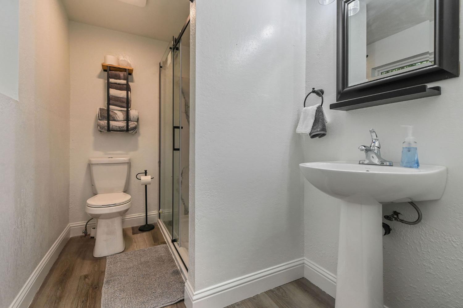 Detail Gallery Image 11 of 46 For 1826 Pine Drive Lot #24, Arnold,  CA 95223 - 2 Beds | 1 Baths