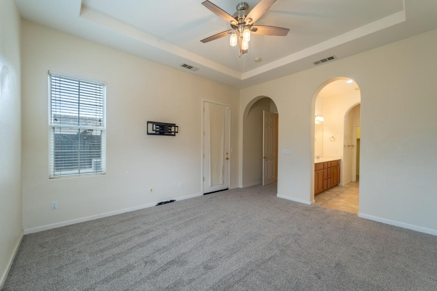 Detail Gallery Image 17 of 32 For 225 Spring Ave, Patterson,  CA 95363 - 2 Beds | 2 Baths