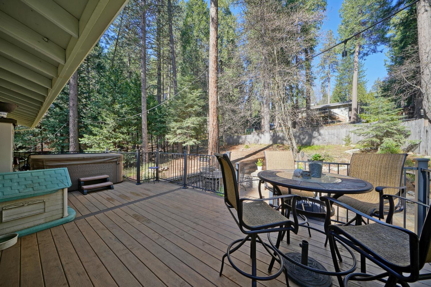 Detail Gallery Image 13 of 25 For 6175 Salmon Way, Pollock Pines,  CA 95726 - 3 Beds | 2 Baths
