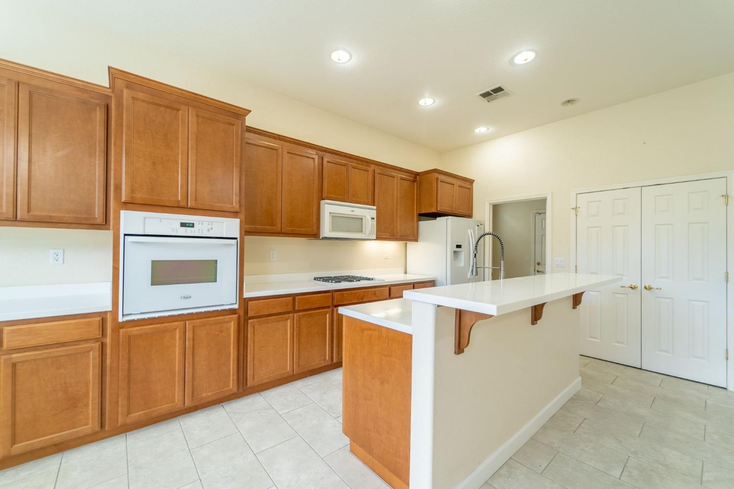 Detail Gallery Image 12 of 32 For 225 Spring Ave, Patterson,  CA 95363 - 2 Beds | 2 Baths