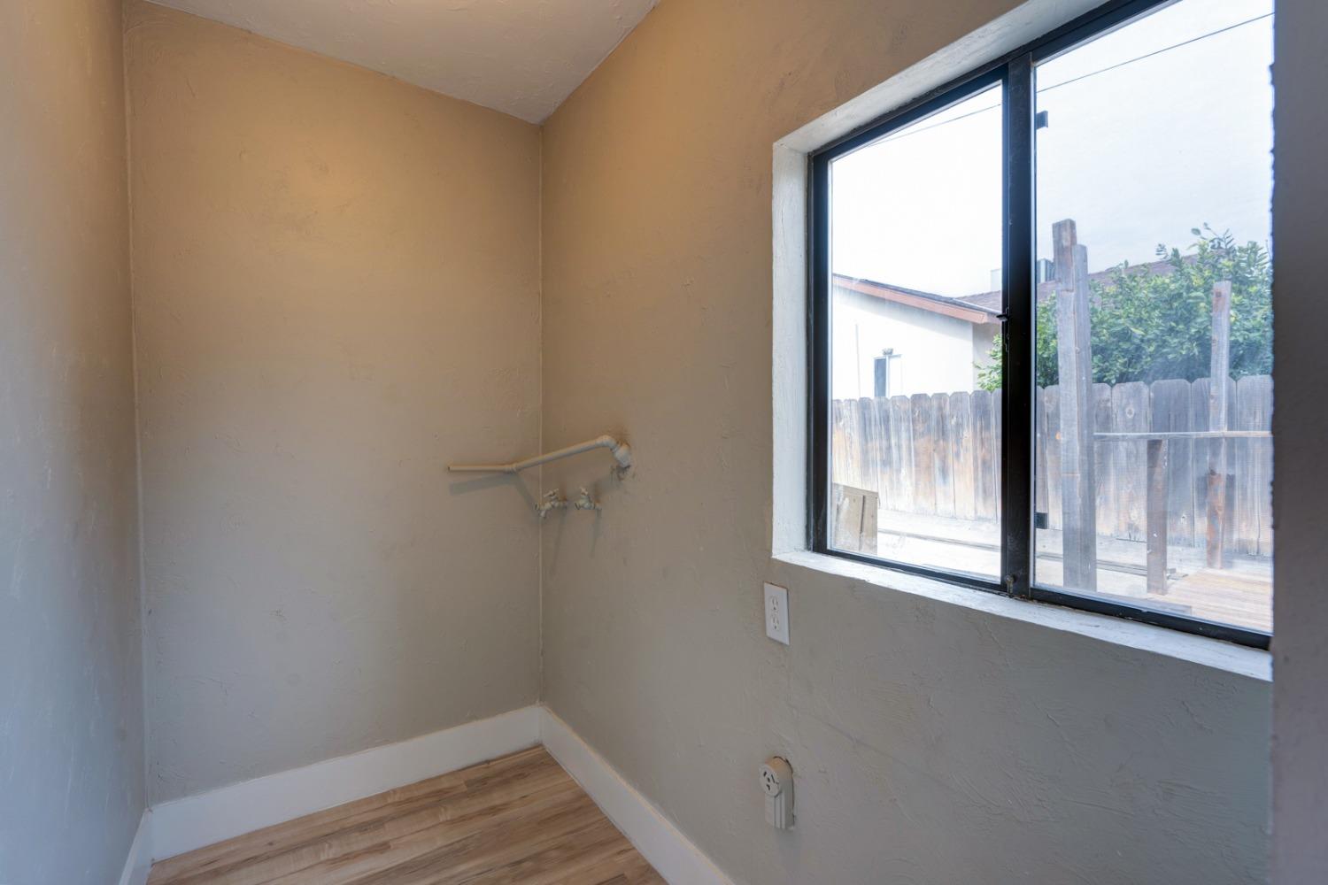 Detail Gallery Image 9 of 45 For 1700 Dolores St, Atwater,  CA 95301 - 3 Beds | 1 Baths