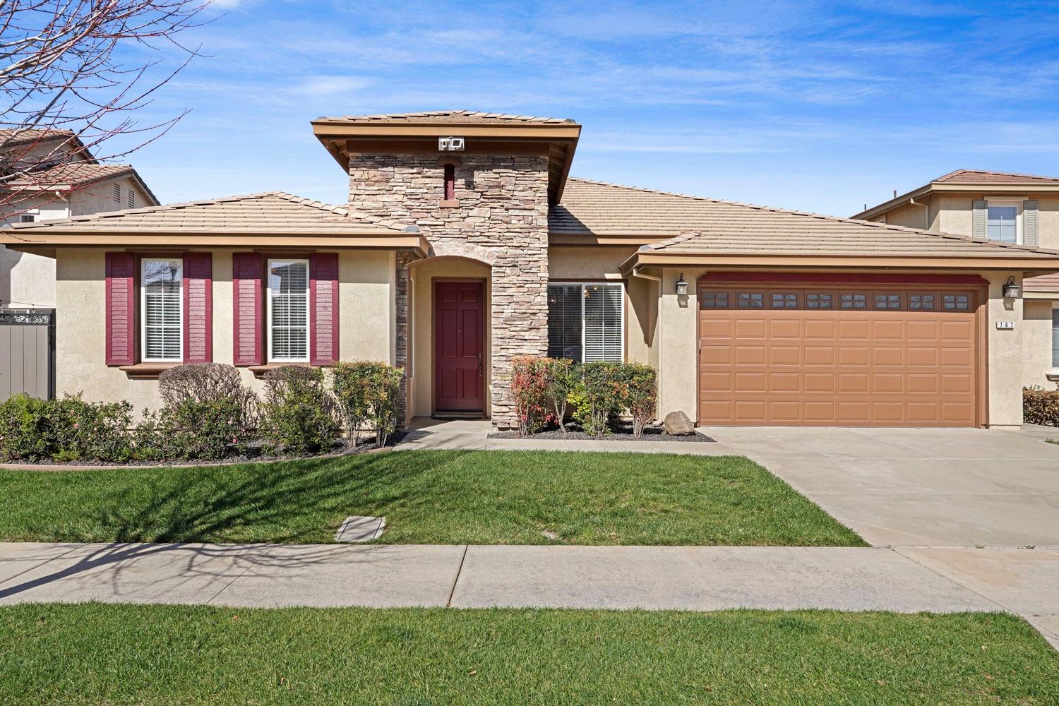 Red Barn Place, Lathrop, California image 5