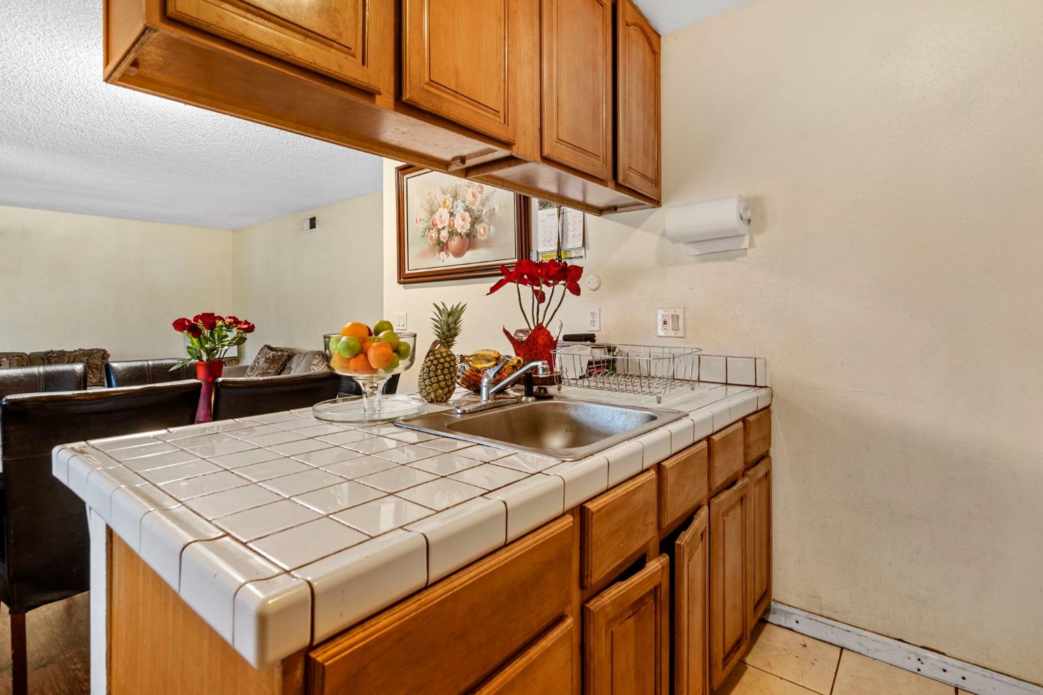 Detail Gallery Image 14 of 22 For 4453 La Cresta Way #1,  Stockton,  CA 95207 - 2 Beds | 1 Baths