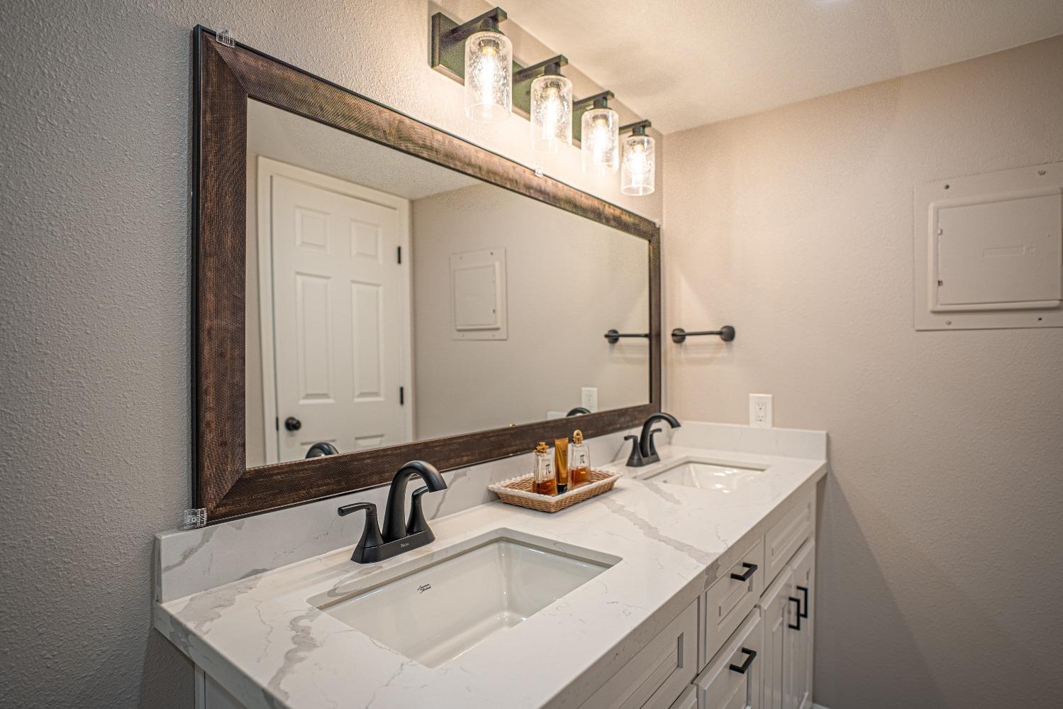 Detail Gallery Image 25 of 39 For 3660 W Benjamin Holt Dr #5,  Stockton,  CA 95219 - 1 Beds | 1 Baths