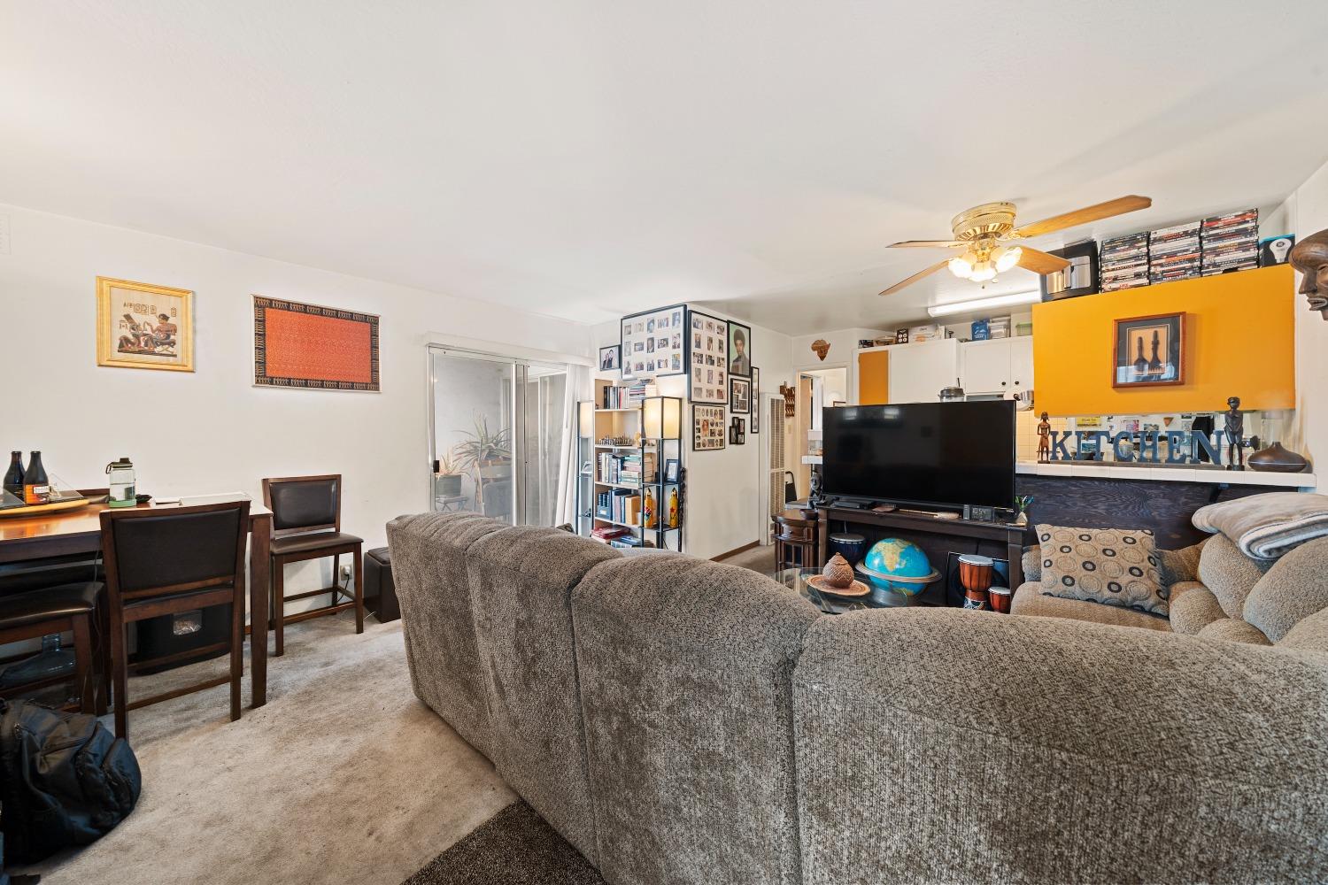 Detail Gallery Image 5 of 26 For 1428 Madison St #307,  Oakland,  CA 94612 - 2 Beds | 1 Baths