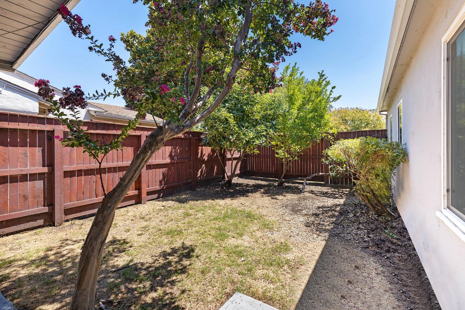 Detail Gallery Image 19 of 24 For 2510 Manchester Ave, Stockton,  CA 95204 - 3 Beds | 2 Baths