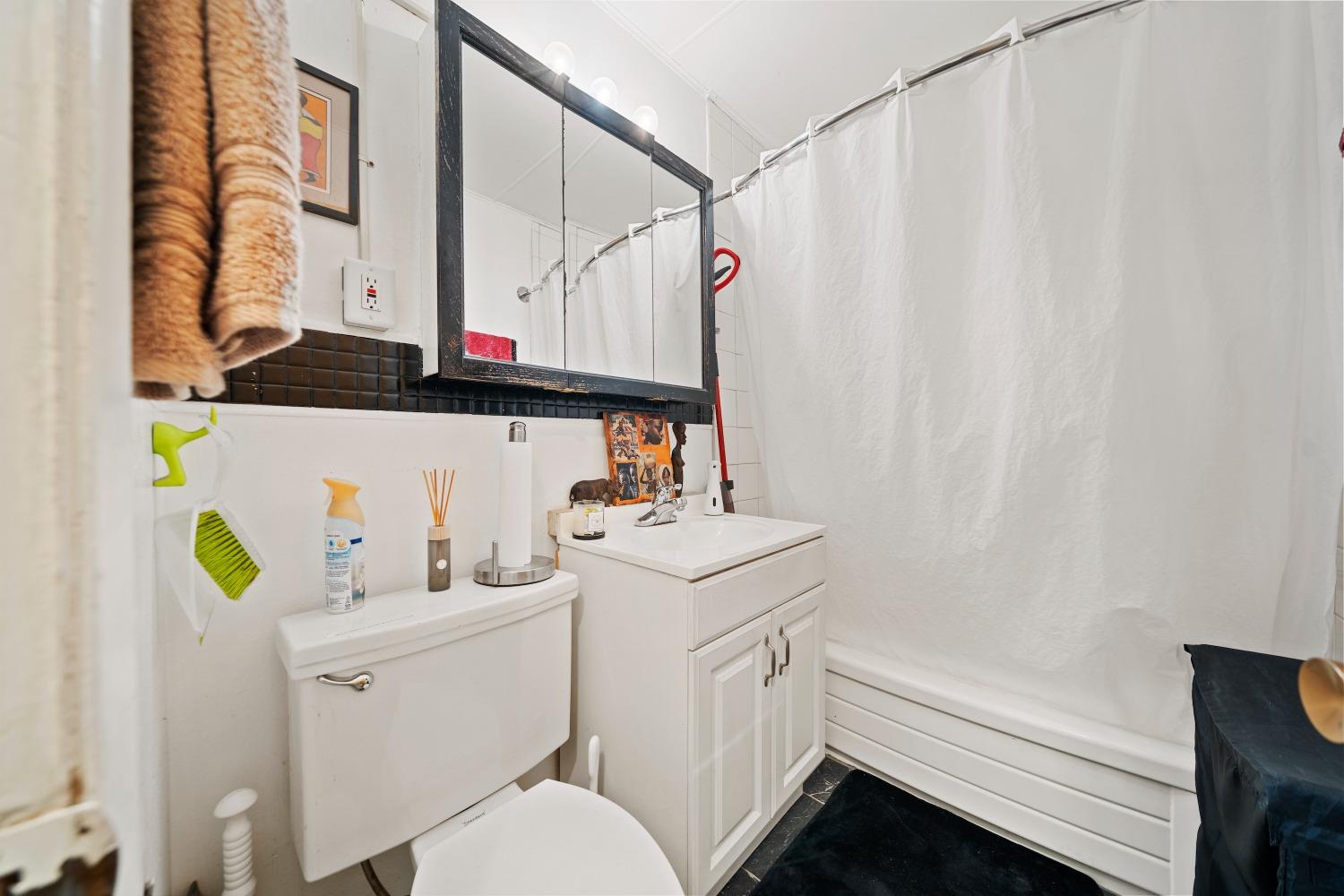 Detail Gallery Image 19 of 26 For 1428 Madison St #307,  Oakland,  CA 94612 - 2 Beds | 1 Baths