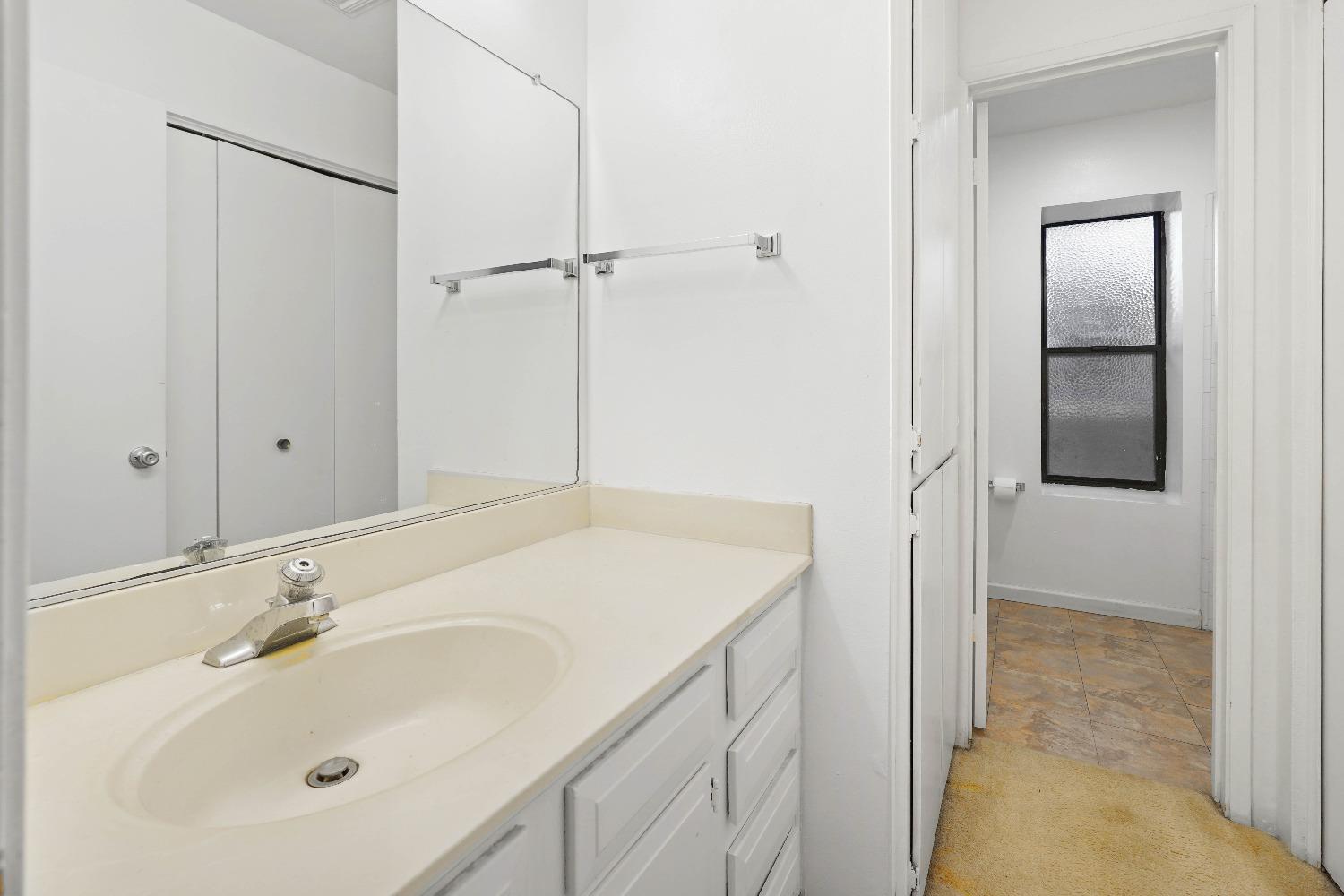 Detail Gallery Image 14 of 21 For 200 P St #C21,  Sacramento,  CA 95814 - 2 Beds | 2 Baths