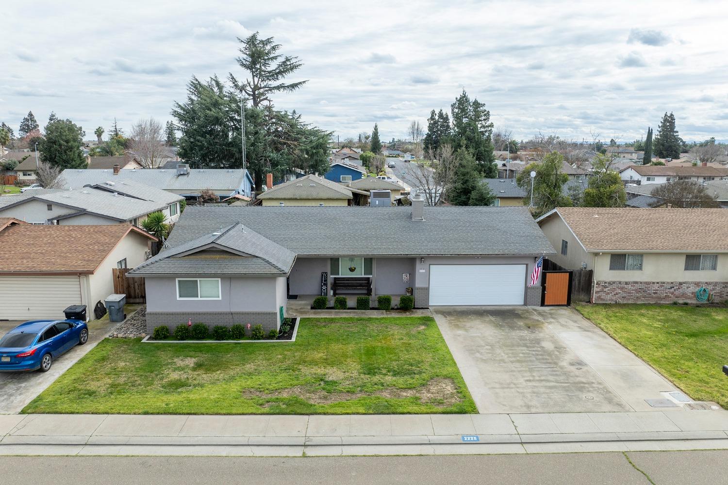 Vernon Drive, Escalon, California image 3