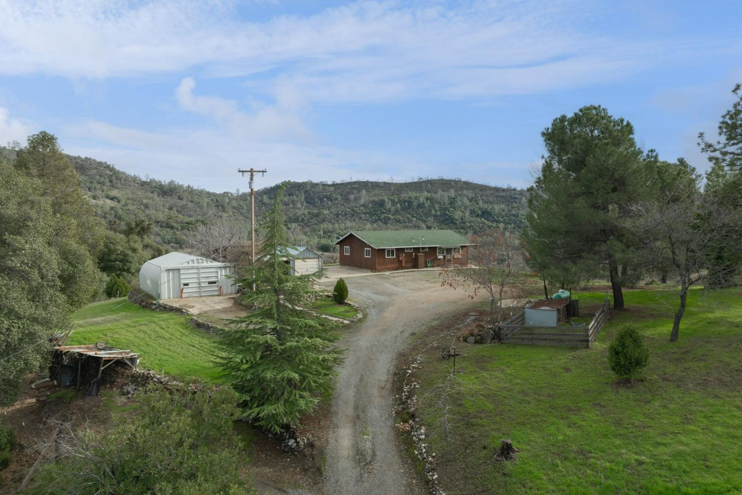4635 Moaning Cave Road, Vallecito, CA 95251