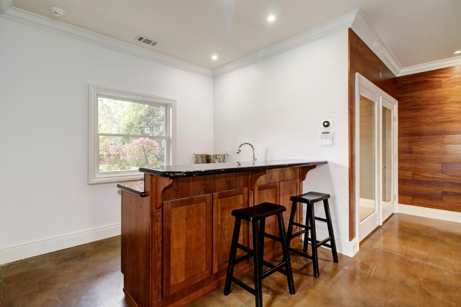 Detail Gallery Image 86 of 93 For 1300 Mariemont Ave, Sacramento,  CA 95864 - 3 Beds | 3/2 Baths