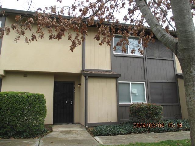 Photo of 5132 Greenberry Dr in Sacramento, CA