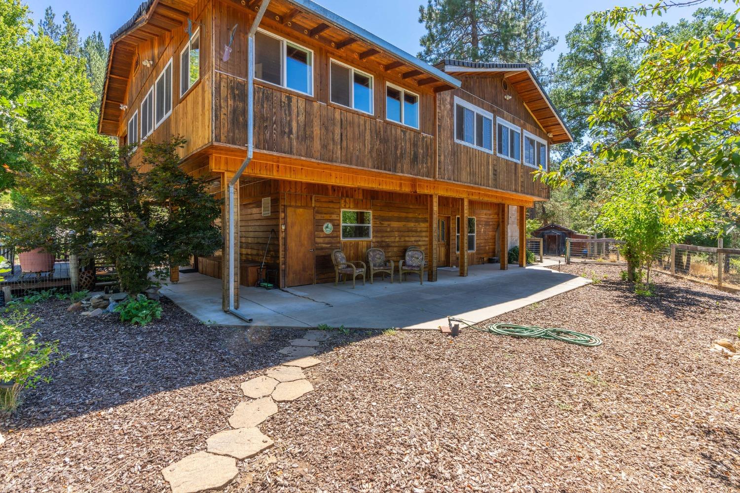 Photo of 5603 Swiss Ranch Rd in Mountain Ranch, CA
