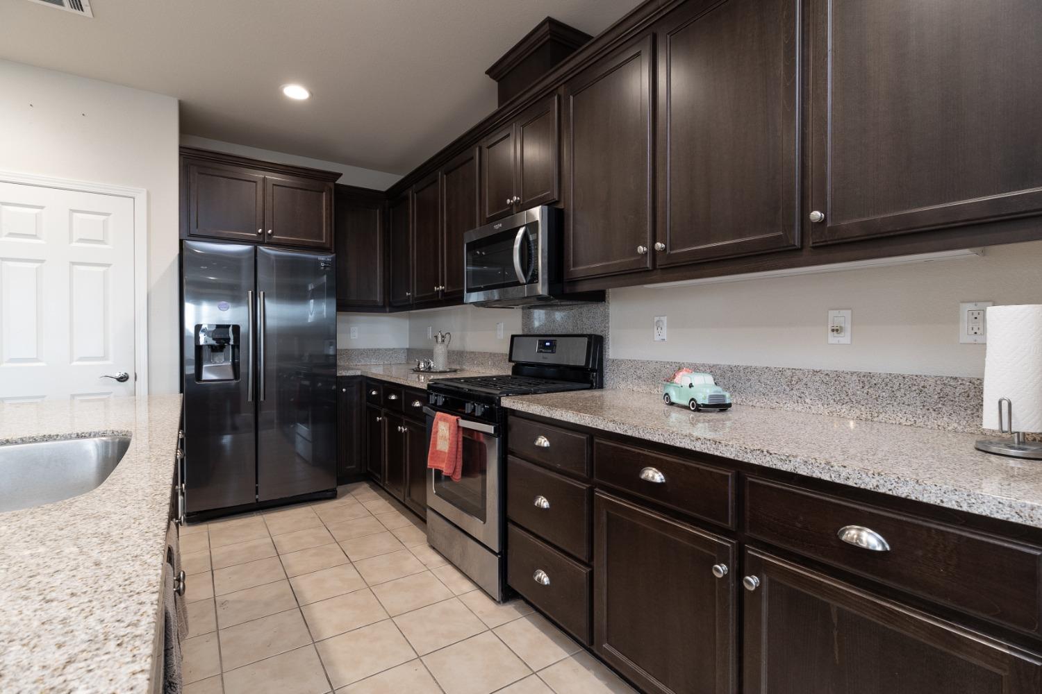 Pinnacle View Way, Antioch, California image 10