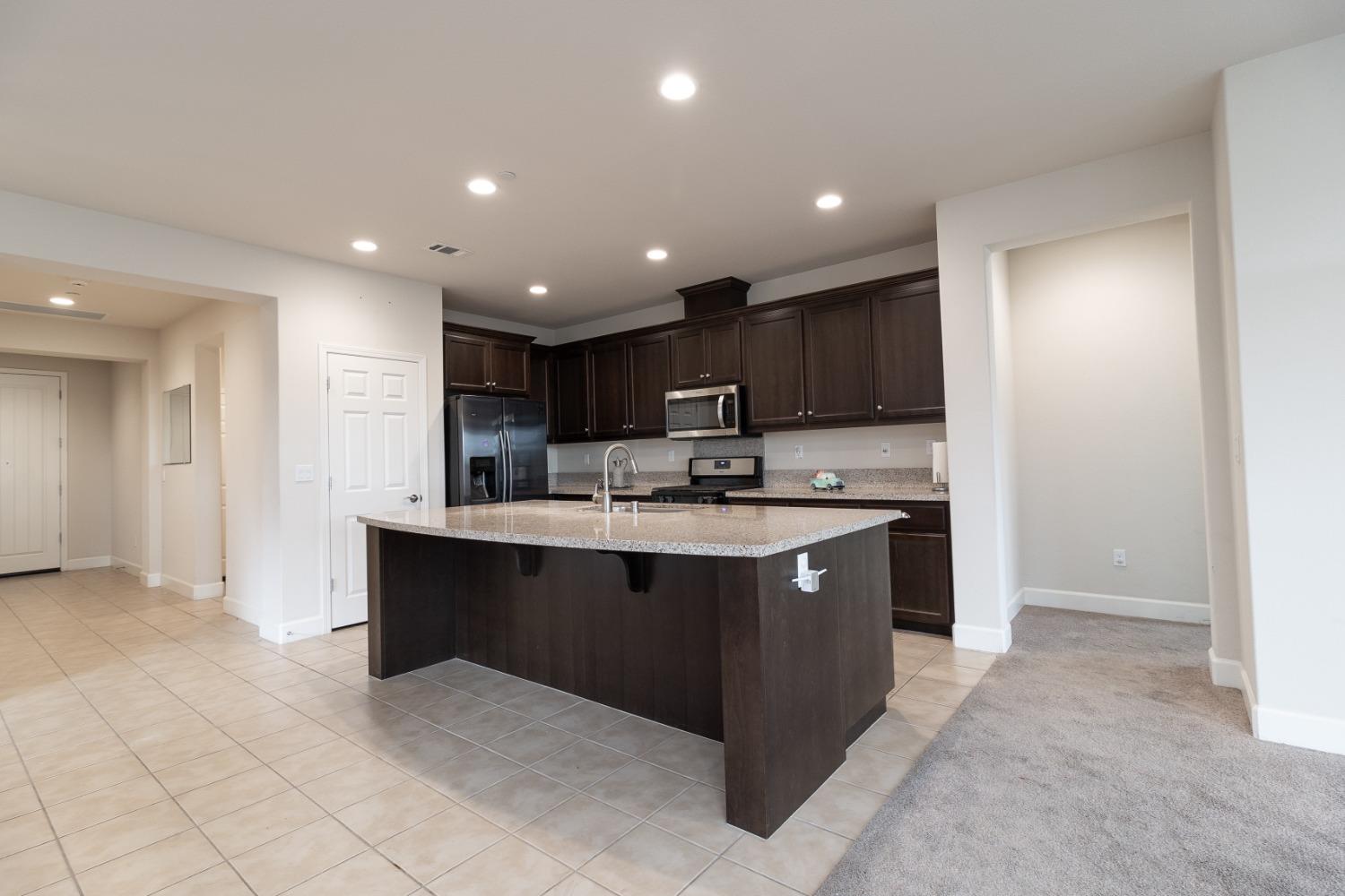 Pinnacle View Way, Antioch, California image 9
