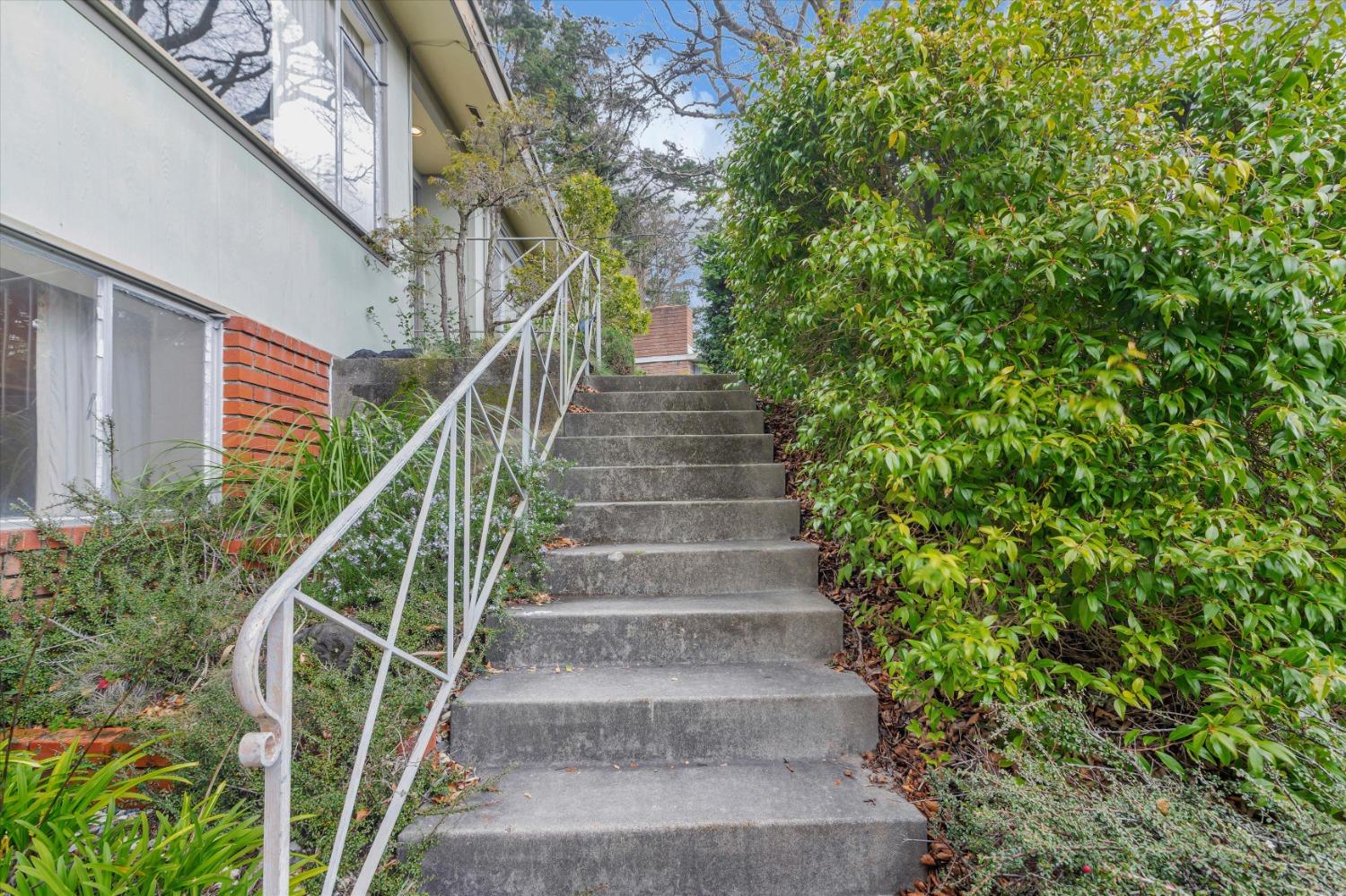 Don Carol Drive, El Cerrito, California image 32