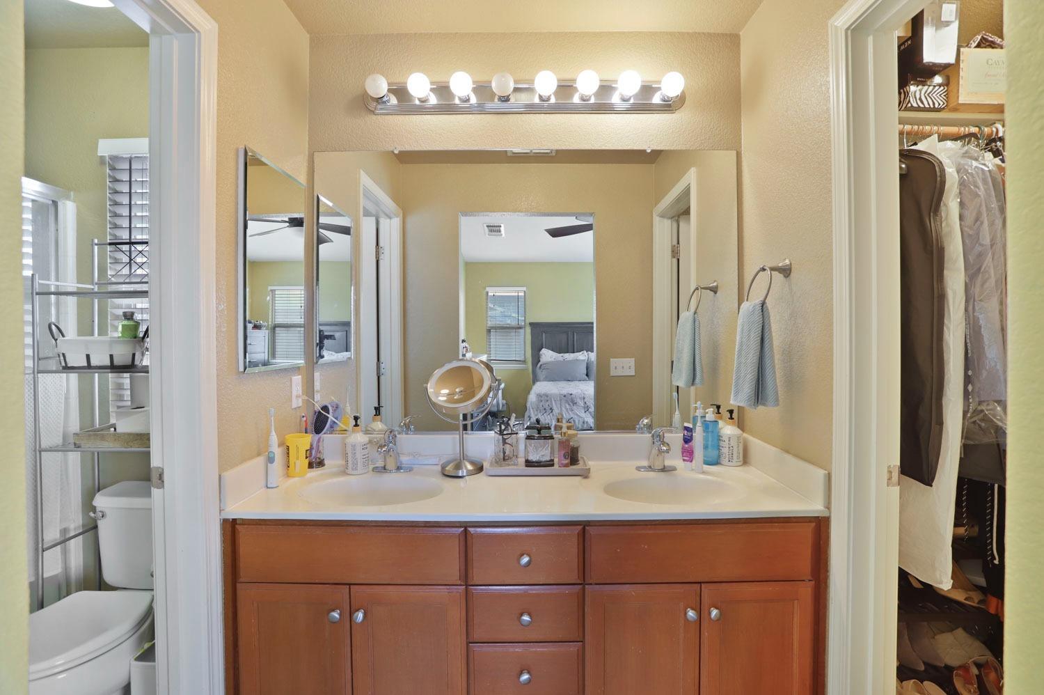 Detail Gallery Image 32 of 39 For 2340 Paseo Del Sol, Turlock,  CA 95382 - 3 Beds | 2/1 Baths