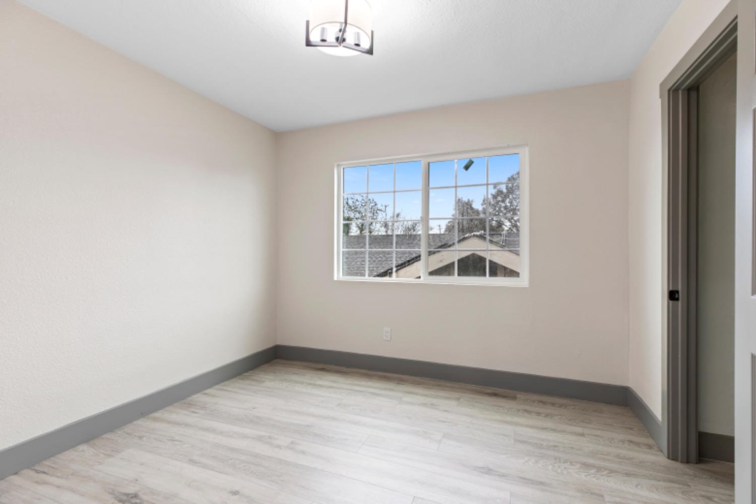 Detail Gallery Image 22 of 23 For 224 W G St, Oakdale,  CA 95361 - 4 Beds | 2 Baths