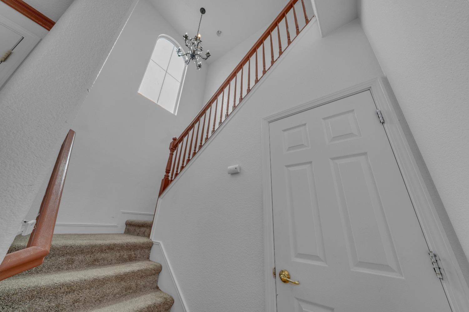 Detail Gallery Image 14 of 28 For 1770 Norwood Heights Ln, Ceres,  CA 95307 - 3 Beds | 2/1 Baths