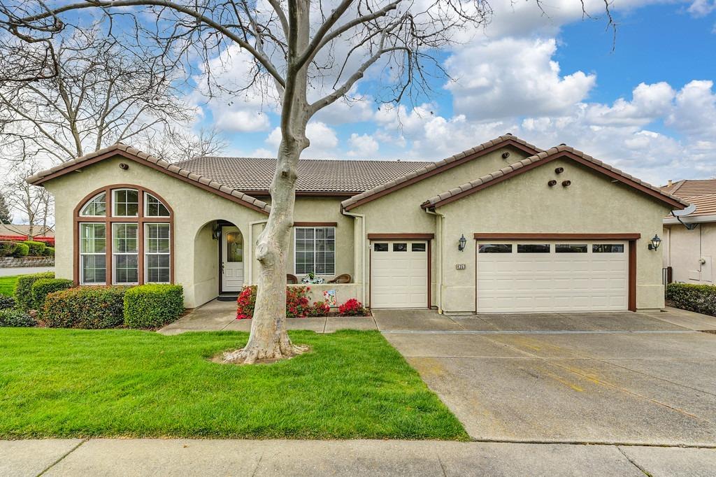 Photo of 4353 Newland Heights Dr in Rocklin, CA
