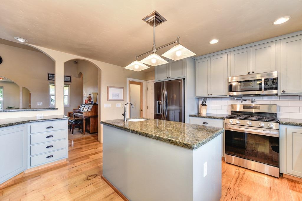 Detail Gallery Image 29 of 82 For 850 Gentry Ln, Colfax,  CA 95713 - 4 Beds | 2 Baths