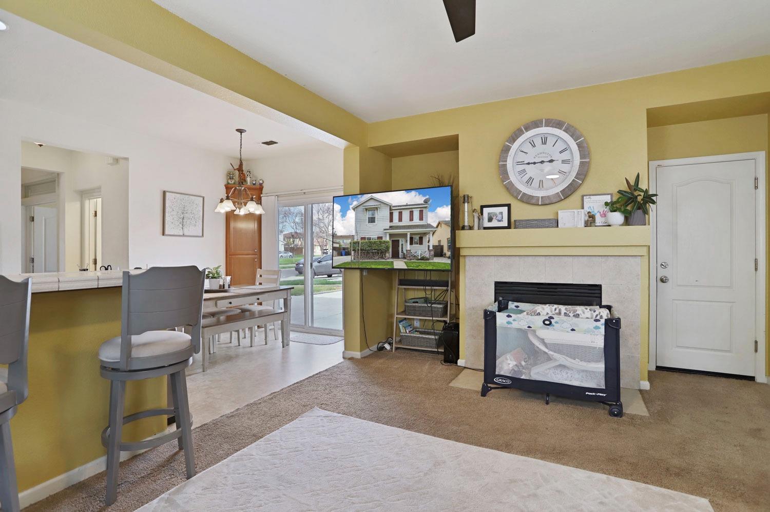 Detail Gallery Image 19 of 39 For 2340 Paseo Del Sol, Turlock,  CA 95382 - 3 Beds | 2/1 Baths