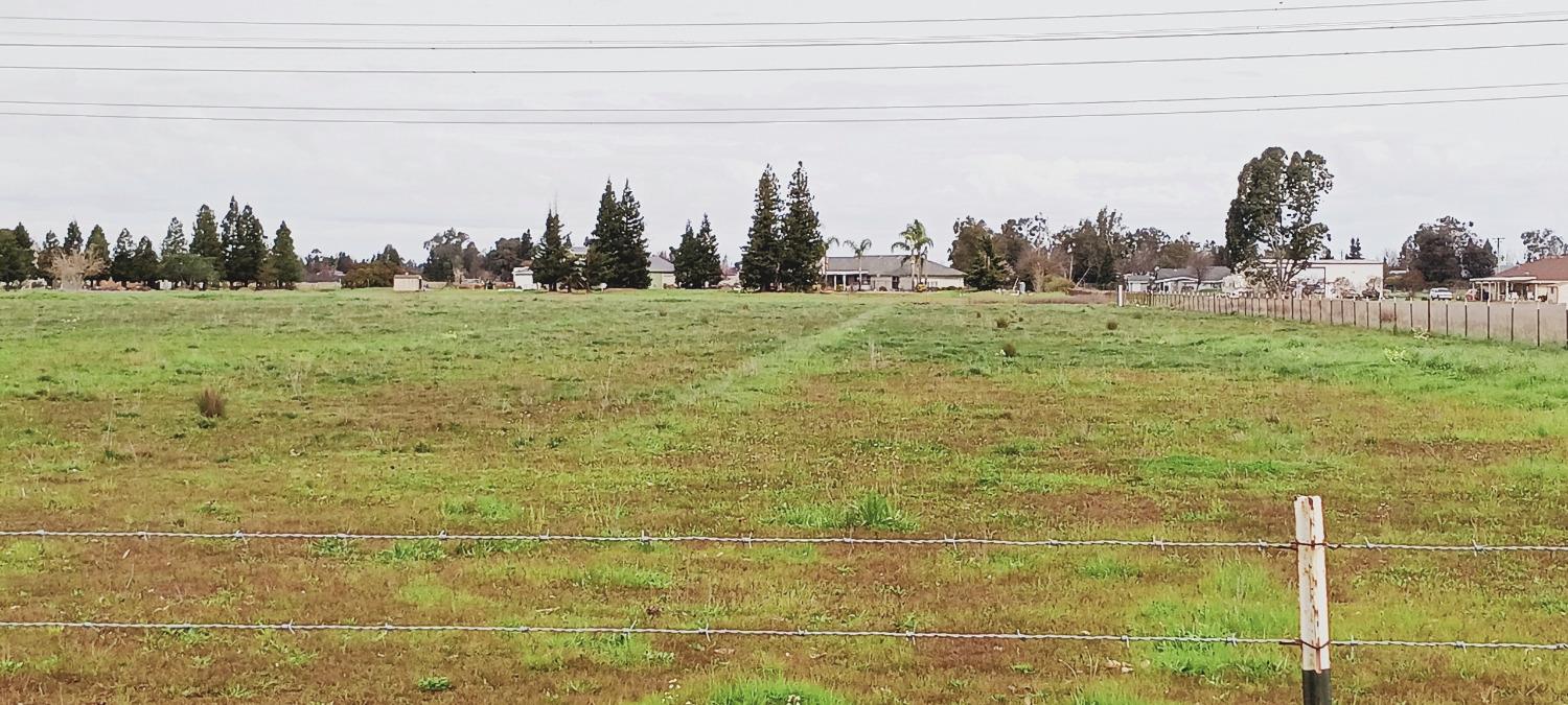 Acres Hobday Road, Wilton, California image 9